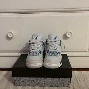 Jordan 4 Retro ‘Military Blue’ 2024